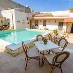 Morfeo Charming & Relax 2* Avola