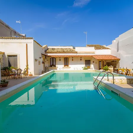 Morfeo Charming & Relax 2* Avola