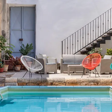 Morfeo Charming & Relax Hotell 2*