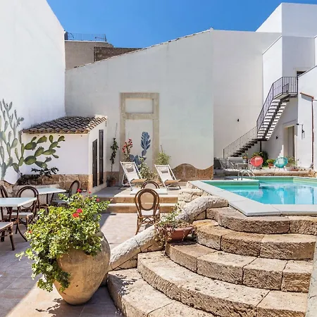 Morfeo Charming & Relax Hotel